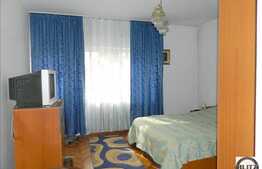 Casa de vanzare cu suprafata de180 mp utili, zona linistita