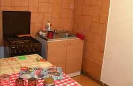 Casa in Andrei Muresanu la pret bun!