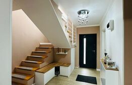 Confort si siguranta - casa moderna cu 4 camere in Sanpetru - Central