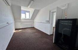 Spațiu de birouri, 120 mp, 5 încăperi – mansardă în clădire istorică, Marasti