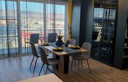 Apartament de lux cu priveliste exceptionala, 67 mp utili, parcare, zona Eroilor