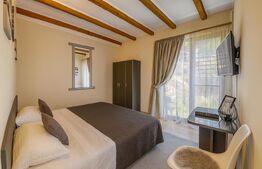 Afacere la cheie pensiune complet utilata și mobilata,energie verde, natura pura