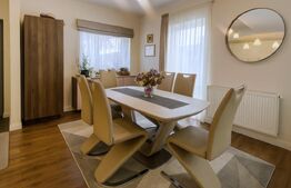 Casa in Popești cu panouri fotovoltaice, jacuzzi și curte generoasa