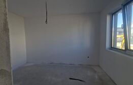 Casa pe parter 3 camere , 320 mp teren individuala cartier nou intabulata