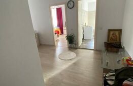Apartament cu 2 camere, decomandat, etaj doi, 56 mp, zona strazii Florilor