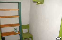 Vanzare casa demolabila sau renovabila + 1000 mp teren