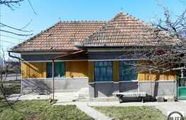 Casa demolabila in zona Borhanci cu 600 mp teren