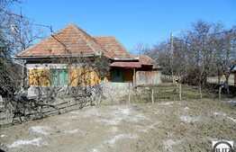 Casa demolabila in zona Borhanci cu 600 mp teren