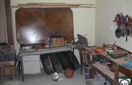 Constructie noua ! Curte generoasa ! Zona linistita de case !