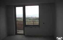 O casa cocheta in zona linistita la pret bun!