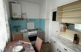 Apartament 2 camere decomandat, etaj intermediar, zona Tractorul