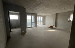 Apartament 3 Camere | 2 Bai | Zona Vivo | 2 Balcoane 