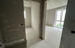 Apartament 3 Camere | 2 Bai | Zona Vivo | 2 Balcoane 