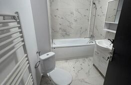 Apartament de vânzare, cu 3 camere, cu grădină și parcare, zona Terra