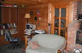 Casa de vanzare in Cluj in stil rustic cu 2135 mp de gradina!