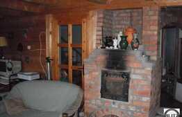 Casa de vanzare in Cluj in stil rustic cu 2135 mp de gradina!