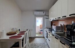 Apartament cu 2 dormitoare, 51 mp, 3 balcoane, parcare, central Floresti