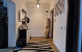 Apartament cu 2 dormitoare, 51 mp, 3 balcoane, parcare, central Floresti