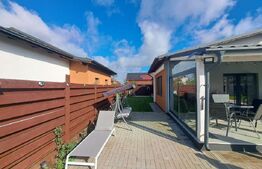 Casa parter cu priveliste spre munte,singur in curte