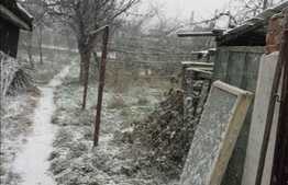 Casa demolabila cu 800 mp teren, front 15 ml la strada principala, zona Bulgaria