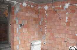 Casa in zona linistita, cu 1000 mp de teren!