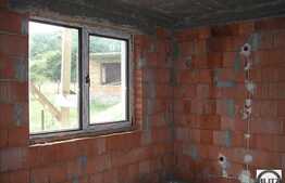 Casa in zona linistita, cu 1000 mp de teren!