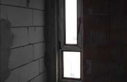 Casa in zona linistita, cu 1000 mp de teren!