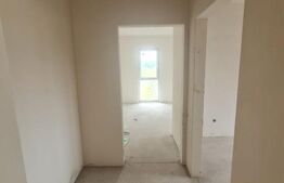 Apartament decomandat, posibilitate modificare in 3 camere, parcare, zona Terra