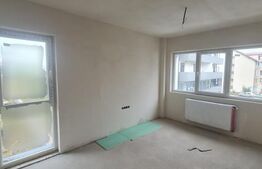 Apartament decomandat, posibilitate modificare in 3 camere, parcare, zona Terra