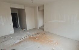 Apartament decomandat, posibilitate modificare in 3 camere, parcare, zona Terra