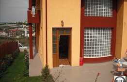 Casa individuala, suprafata generoasa, zona Campului!