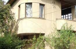 Casa de vanzare 230 mp utili cu 330 mp teren!