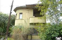 Casa de vanzare 230 mp utili cu 330 mp teren!