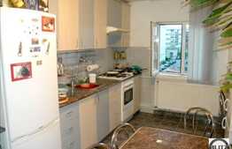 Apartament 3 camere, decomandat, 70 mp, zona strazii Parang