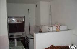 Casa constructie noua in zona centrala!