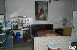 Casa demolabila 160 mp, D+P+E cu 802 mp teren, zona Gradina Botanica