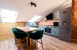 Apartament cu 3 camere, zona centrala, 90 mp, parcare