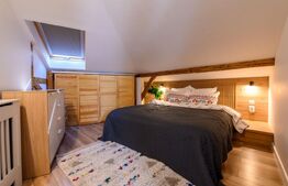 Apartament cu 3 camere, zona centrala, 90 mp, parcare