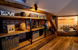 Apartament cu 3 camere, zona centrala, 90 mp, parcare