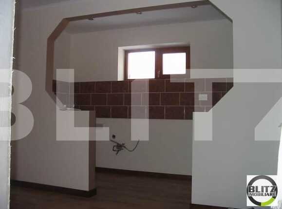 Casa de vânzare 1 camera Central - 17810CV | BLITZ Cluj-Napoca | Poza4