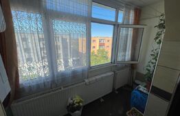 Apartament cu 2 camere,50 mp, zona superba, Tractorul
