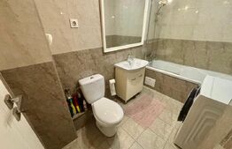 Apartamentcu cu 3 camere, 50 mp, etaj intermediar, garaj, zona Vivo