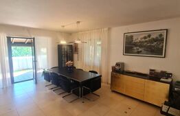 Casa individuala, 4 camere, 219 mp, 520 mp de teren, zona cu acces restrictionat