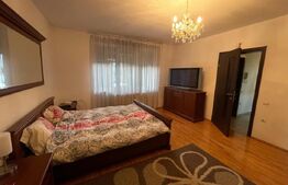 Apartament 3 camere 120 mp, imobil tip vila, zona Piata Engels