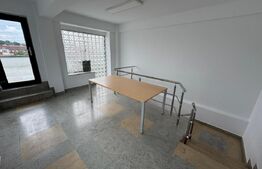 Spațiu birouri, 200 mp, cu terasă și parcare, zona P-ța Mihai Viteazul