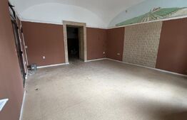 Spațiu comercial, 94 mp, alimentație publică, zona centrală 