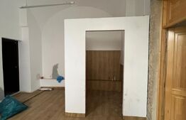 Spațiu comercial, 94 mp, alimentație publică, zona centrală 