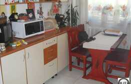 3 camere decomanadate de vanzare, 60 mp utili, zona strazii Alexandru Vlahuta