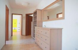 Apartament cu 3 camere, garaj, loc de parcare, ansamblu privat -zona Grigorescu