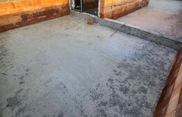 Casa tip duplex semifinisat, 5 camere, 180 mp utili, 270 teren, zona Vivo